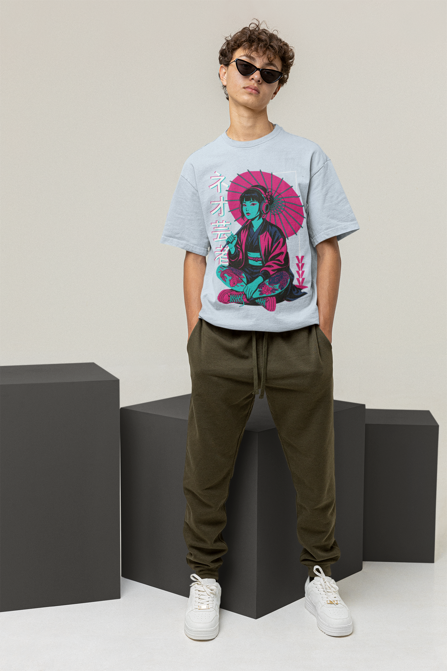 Oversized T-Shirt - Neo Geisha